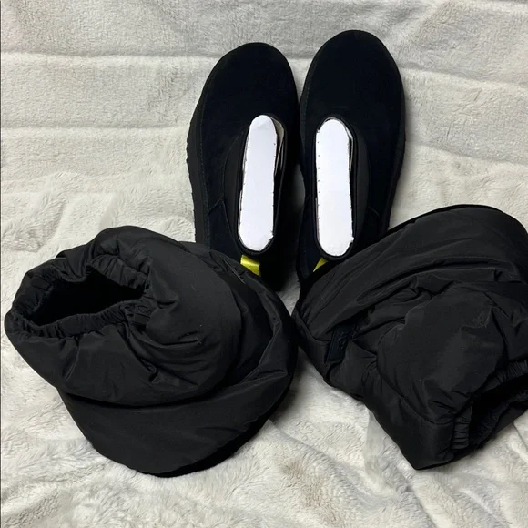 UGG Black Mini Dipper Puffer Boots - Picture 6 of 7